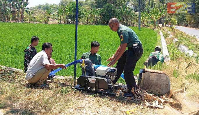 Pacu PAT Jatim, Kementan dan TNI AD Monitoring Bantuan Pompa di Tuban